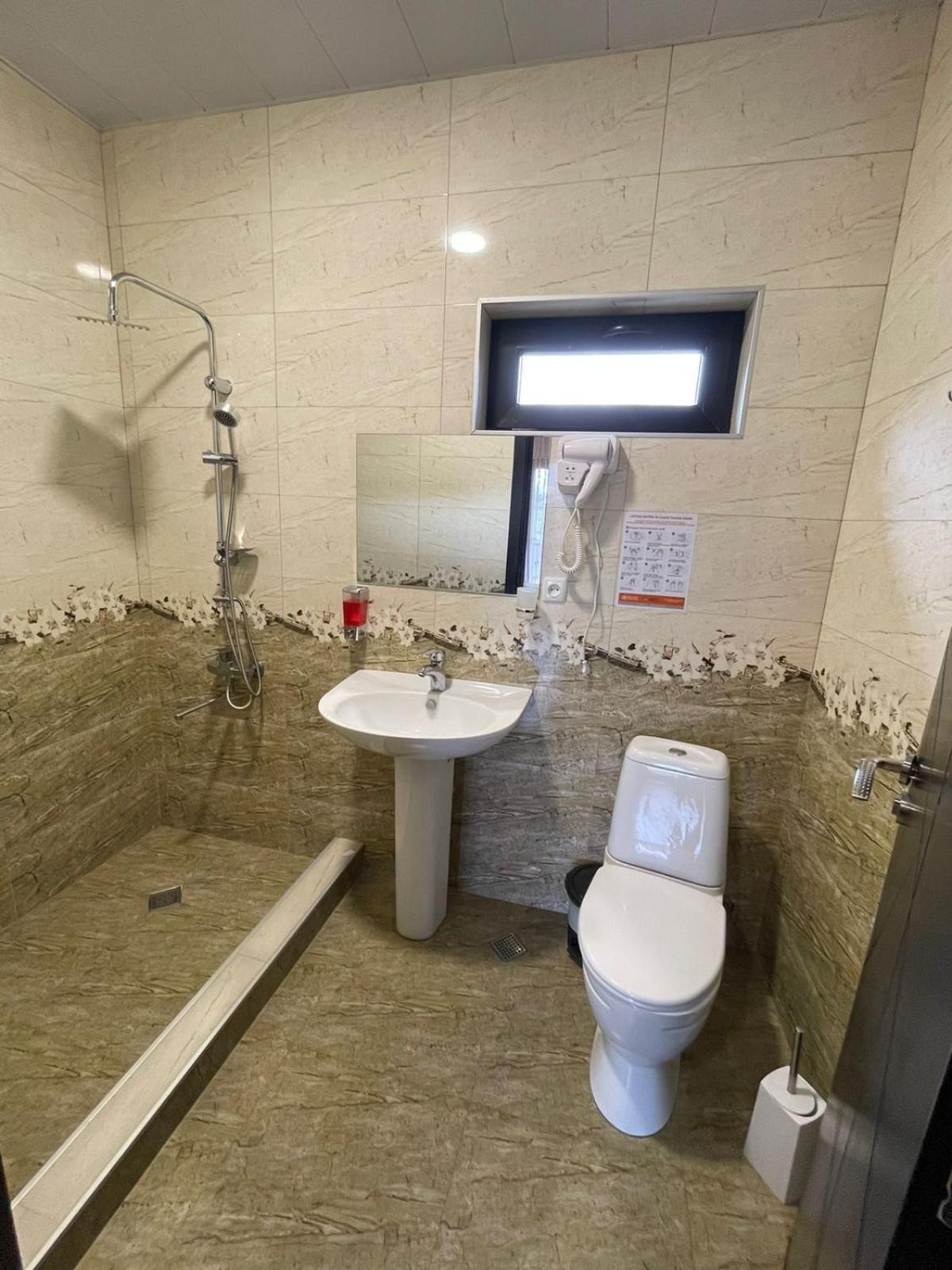 Bibo's Kokhi Guesthouse Kazbegi Eksteriør billede
